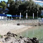 דירה With A Parking Space - 12302 אופטיה